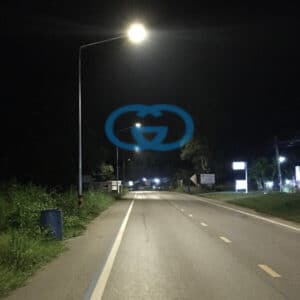 โคมไฟถนน LED ติตั้งสูง 6 เมตร ระยะห่าง 40เมตร ความสว่างตามมาตราฐานกรมทางหลวง
